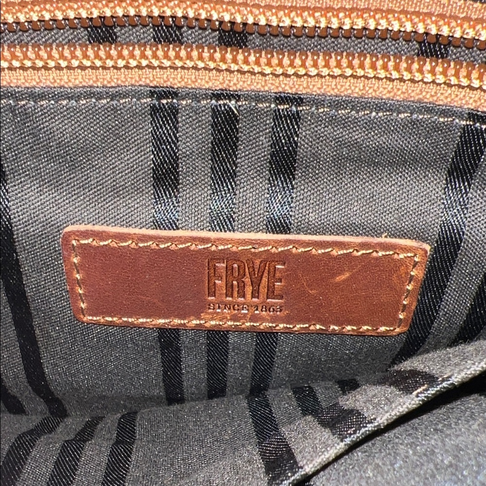 Frye Melissa Whipstitch Saddle Crossbody Bag in Cognac - Picture 2 of 12